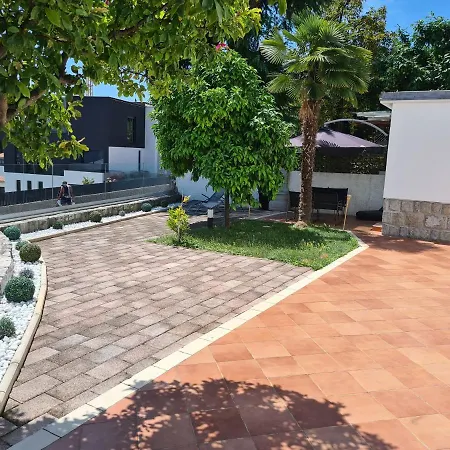 Apartman Gabrijela 公寓